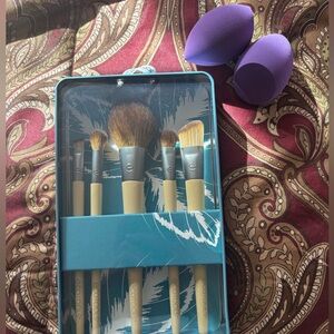 EcoTools Bamboo Brush Set with Purple Sponges